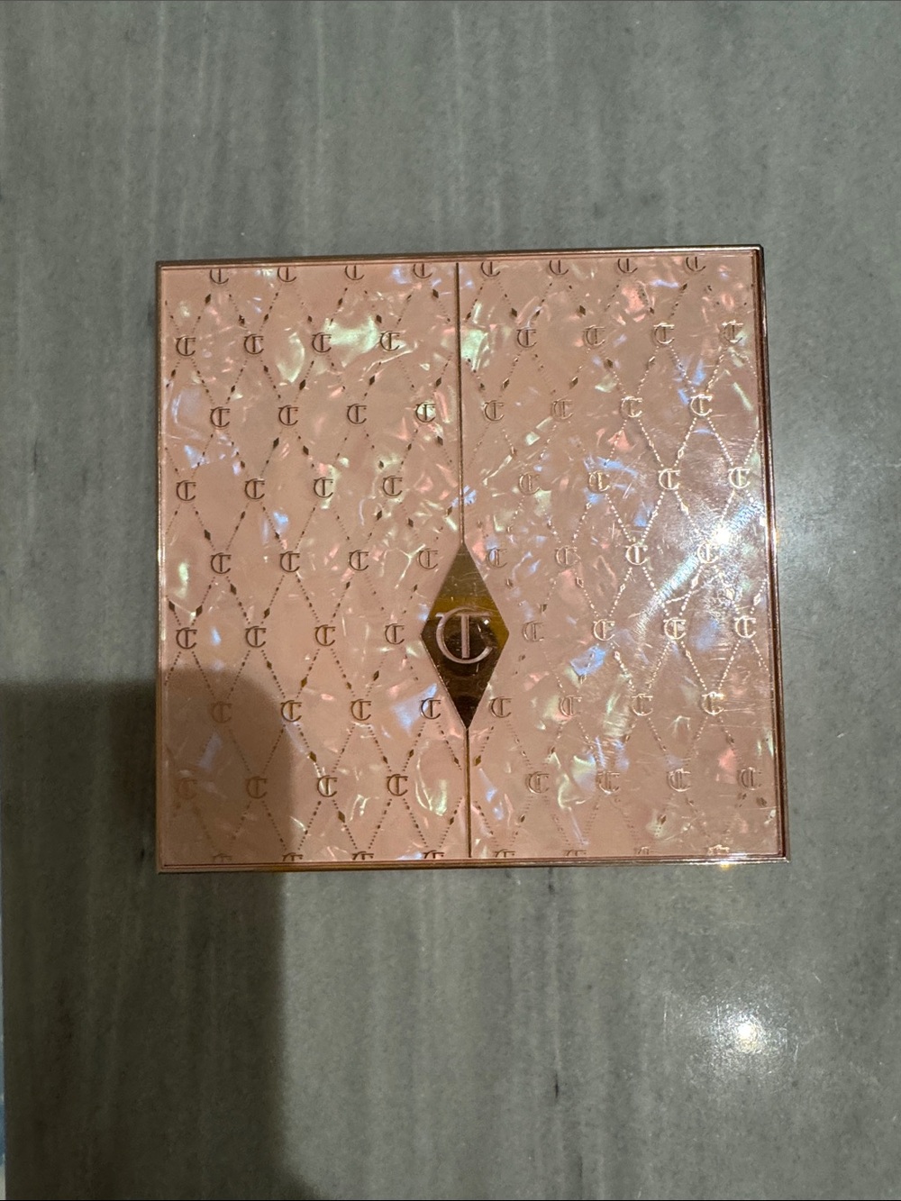 Charlotte Tilbury Rose Gold Iridescent Compact Palette